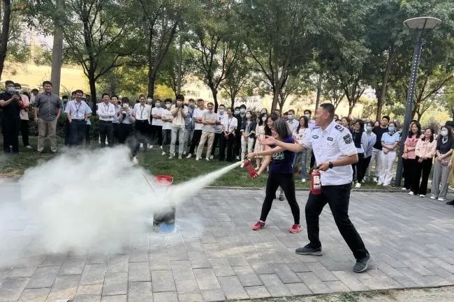 国际减灾日 | “早预警、早行动” ,利来老牌国际官网app科技起劲开展系列清静宣传活动 国际减灾日 | “早预警、早行动” ,利来老牌国际官网app科技起劲开展系列清静宣传活动