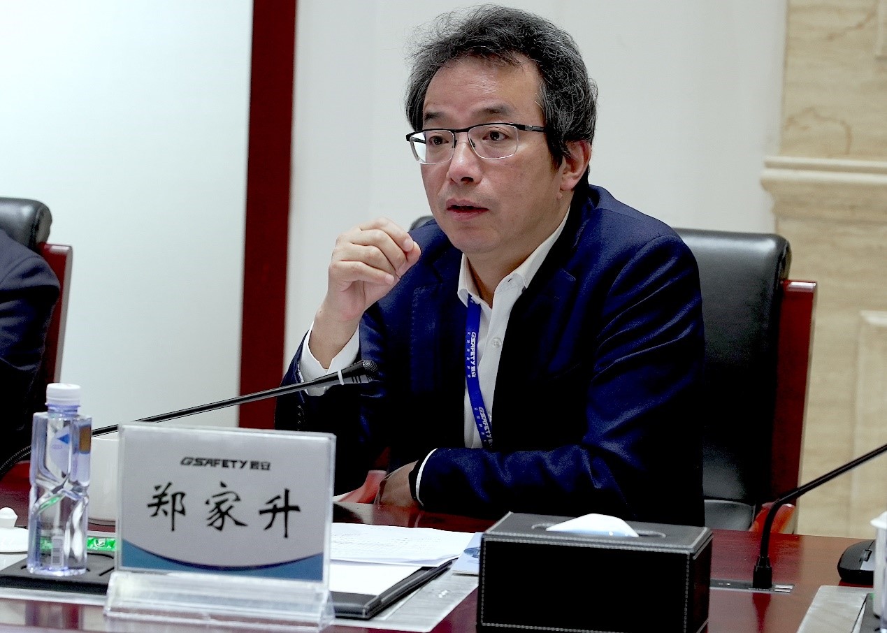 深圳市宝安区向导一行考察调研利来老牌国际官网app科技 深圳市宝安区向导一行考察调研利来老牌国际官网app科技